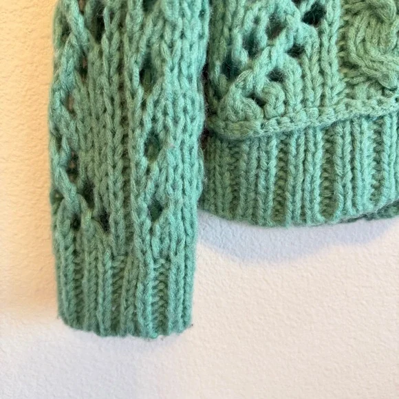 Free People Fluff cableknit chunky pullover sweater, scoop neck, green sz M - Picture 8 of 13